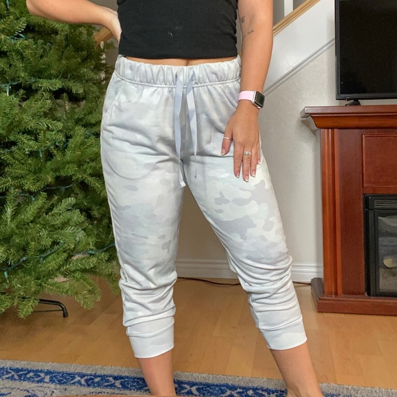 Nike Pants - NIKE white camo joggers